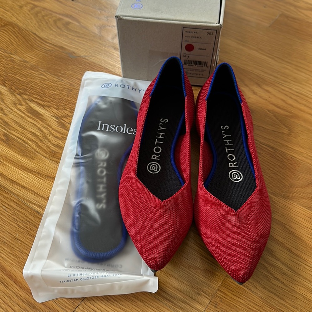 NEW in box Rothy’s the Point ballet flats with extra insoles red size 7
